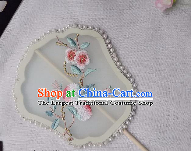 China Classical Hanfu Pearls Fan Traditional White Silk Fan Handmade Embroidered Peach Flowers Palace Fan