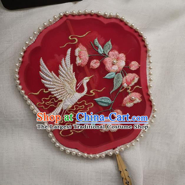 China Traditional Song Dynasty Wedding Red Silk Fan Handmade Embroidered Palace Fan Classical Hanfu Pearls Fan