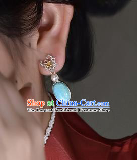 China Traditional Cheongsam Silver Chrysanthemum Earrings Handmade Kallaite Ear Accessories