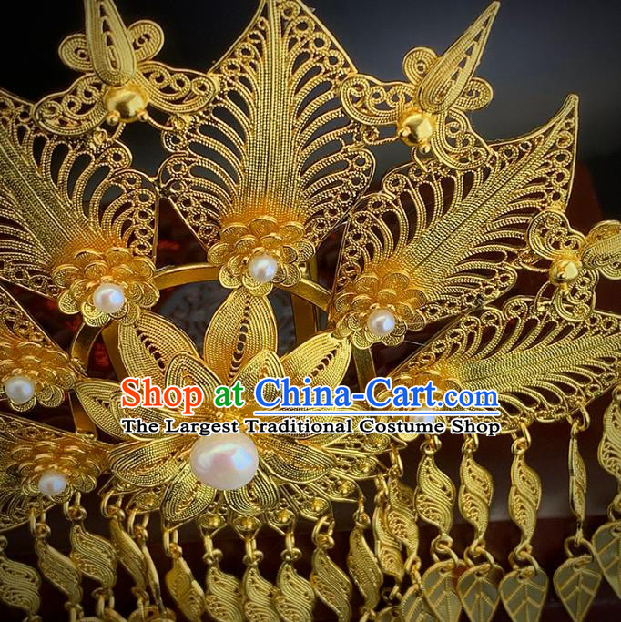 Chinese Ancient Court Woman Golden Tassel Hair Crown Traditional Ming Dynasty Pearls Hair Comb