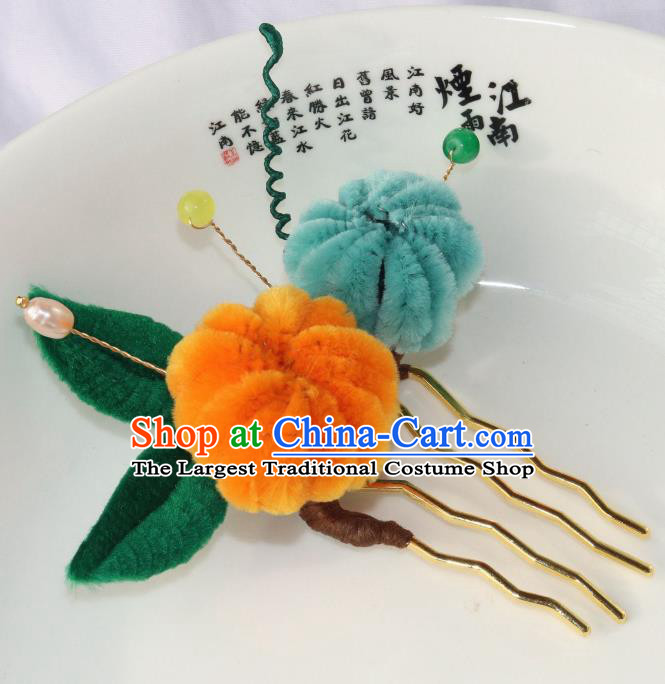 Chinese Ancient Court Hairpin Traditional Ming Dynasty Princess Velvet Chrysanthemum Hair Comb