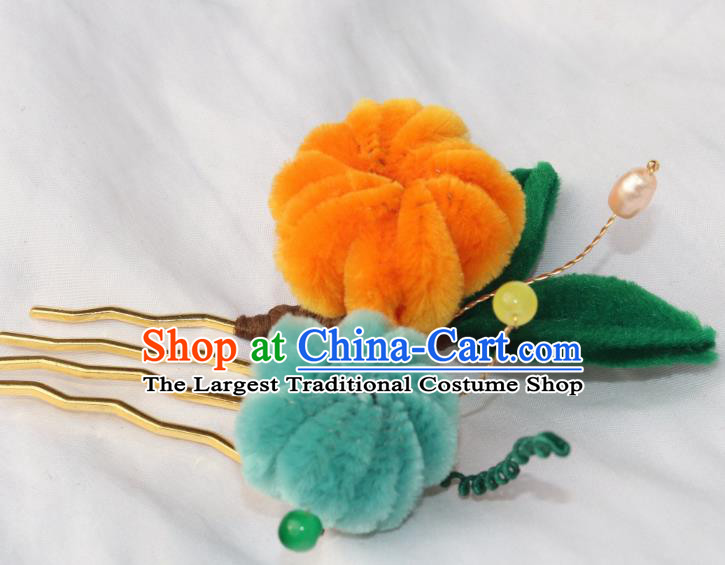 Chinese Ancient Court Hairpin Traditional Ming Dynasty Princess Velvet Chrysanthemum Hair Comb