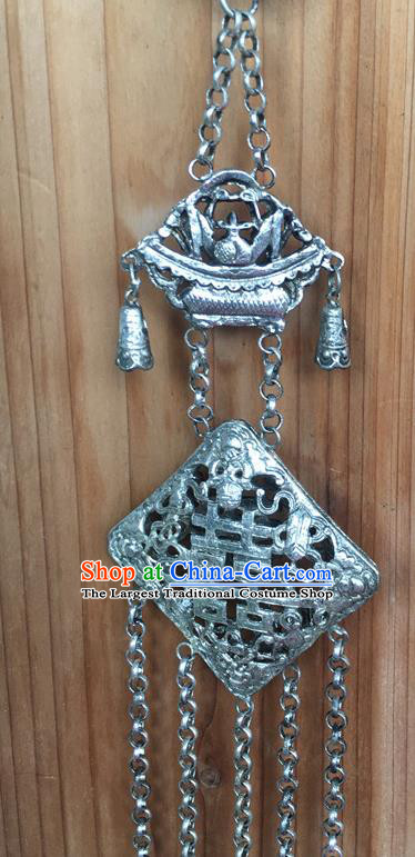 Chinese Ancient Qing Dynasty Brooch Accessories Traditional Wedding Silver Tassel Pendant