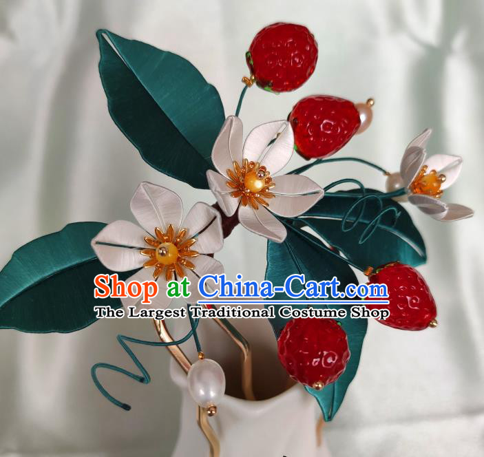 Chinese Ancient Princess Silk Flowers Hair Comb Traditional Ming Dynasty Strawberry Hairpin Hair Accessories