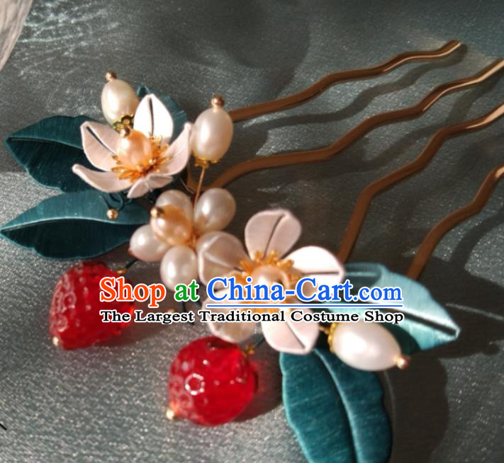 Chinese Traditional Pearls Hairpin Ming Dynasty Hair Accessories Ancient Princess Strawberry Hair Comb