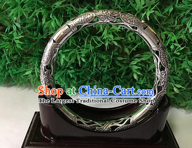 Handmade China National Wedding Bracelet Accessories Ethnic Carving Fish Silver Bangle