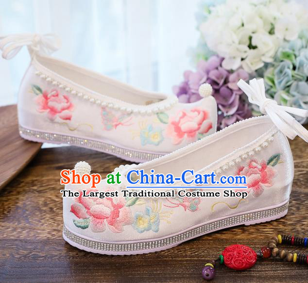 China Traditional Pearls Shoes Handmade White Satin Shoes National Embroidered Peony Hanfu Shoes