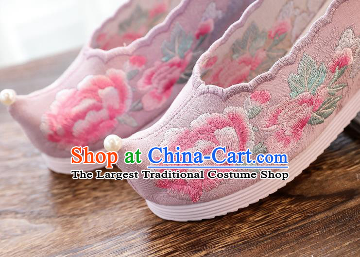 China Traditional Ming Dynasty Princess Shoes Handmade Pink Cloth Shoes National Embroidered Peony Hanfu Shoes