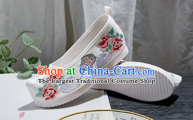 China Handmade Ancient Princess White Cloth Shoes National Embroidered Peony Shoes Traditional Hanfu Shoes