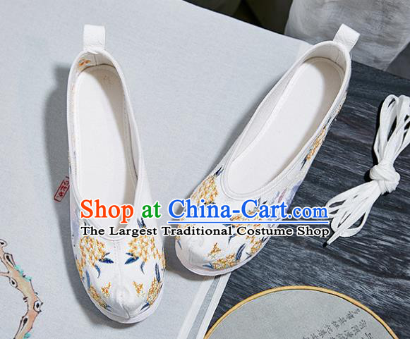 China National Embroidered Fragrans Rabbit Shoes Traditional Hanfu Shoes Handmade Ancient Princess White Cloth Shoes