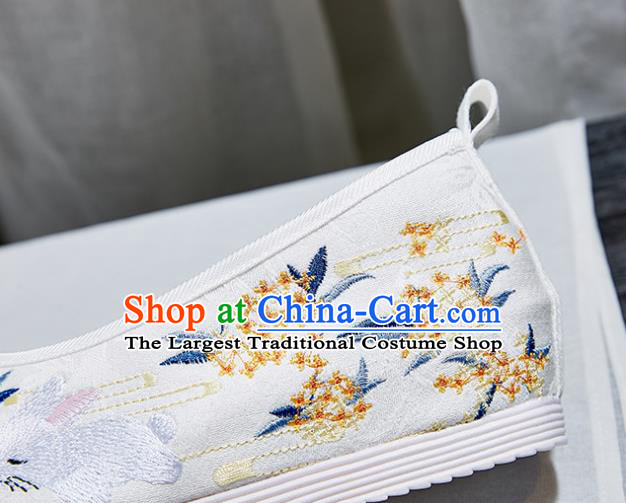 China National Embroidered Fragrans Rabbit Shoes Traditional Hanfu Shoes Handmade Ancient Princess White Cloth Shoes
