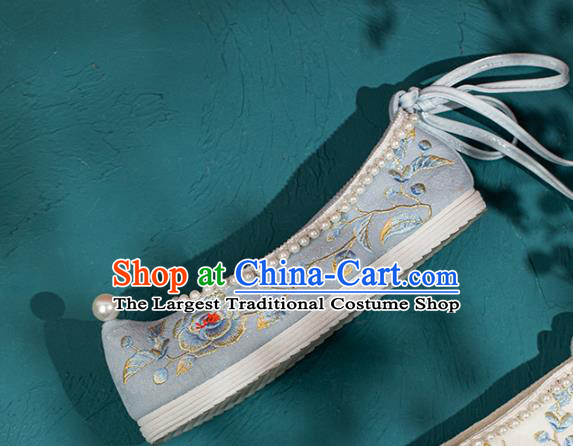 China Traditional Hanfu Pearls Shoes Handmade Ancient Princess Shoes Light Blue Embroidered Shoes