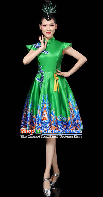 China Woman Group Modern Dance Clothing Spring Festival Gala Opening Dance Performance Green Short Dress