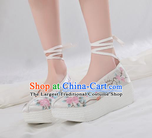 China Embroidered Peach Blossom Shoes Traditional Hanfu White Satin Shoes Handmade Platform Shoes