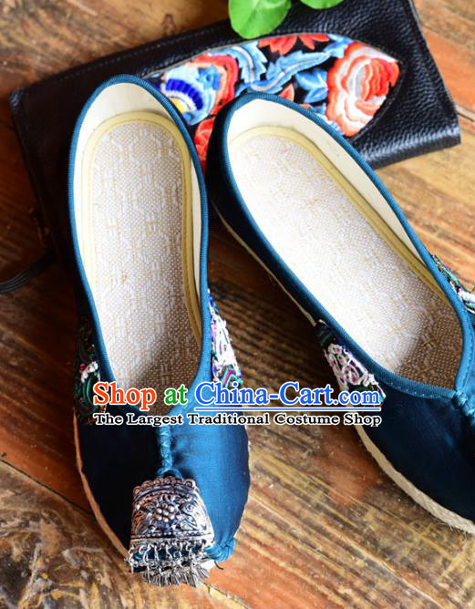 Chinese National Embroidered Royalblue Cloth Shoes Yunnan Miao Ethnic Folk Dance Wedge Heel Shoes