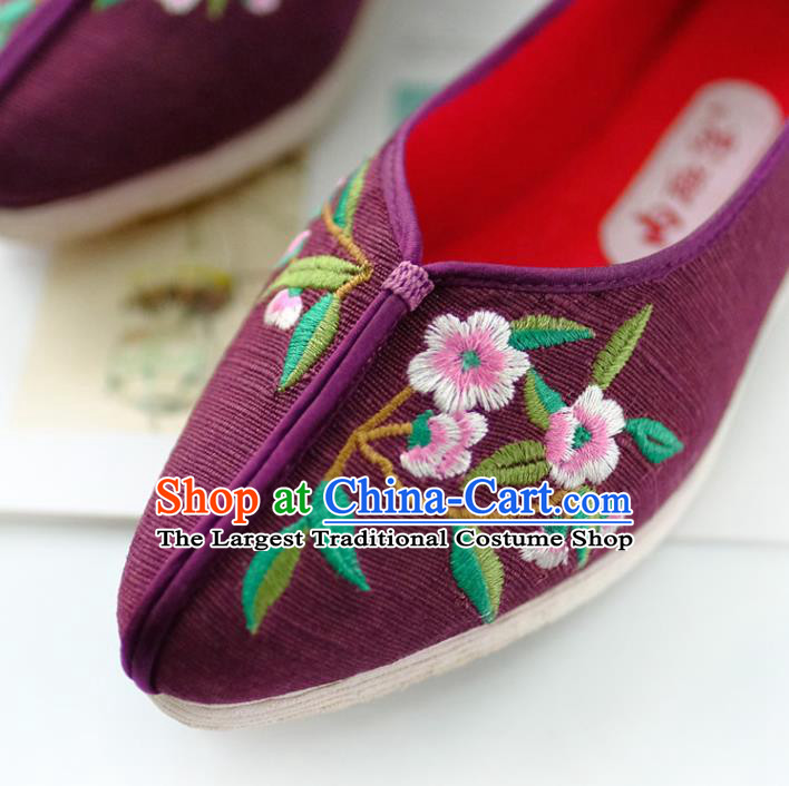 China Traditional Folk Dance Shoes Handmade Purple Cloth Shoes Embroidered Flowers Shoes