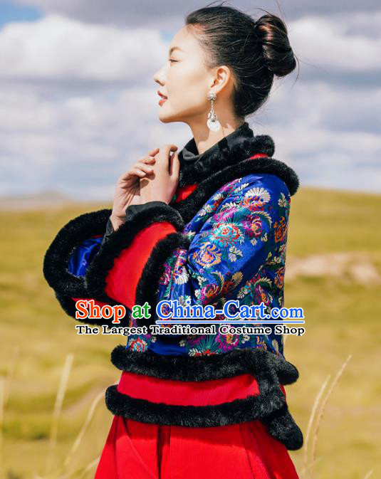 Chinese Traditional Woman Winter Outer Garment Costume Tang Suit Embroidered Royalblue Cotton Wadded Jacket