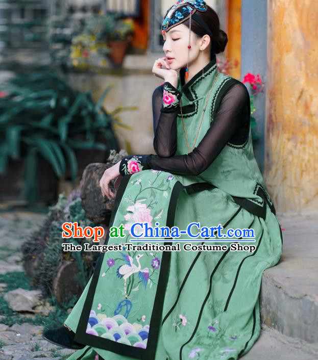 Chinese Traditional Embroidered Crane Peony Green Bust Skirt National Woman Skirt Costume