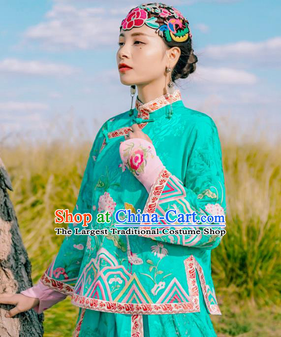 Chinese Traditional Woman Outer Garment Costume Tang Suit Embroidered Green Jacket