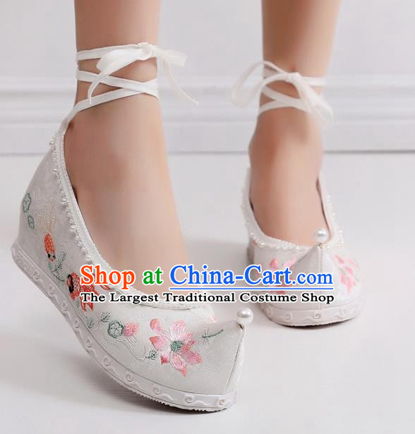 China National Embroidered Lotus Bow Shoes Traditional Ming Dynasty Princess Shoes Handmade Hanfu White Cloth Shoes