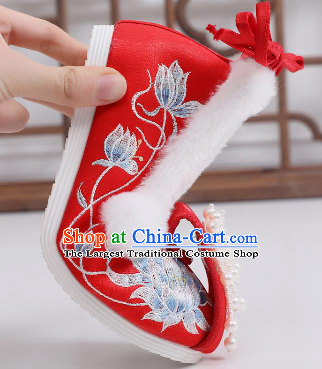 China National Embroidered Epiphyllum Shoes Traditional Wedding Red Cloth Shoes Handmade Winter Pearls Tassel Shoes