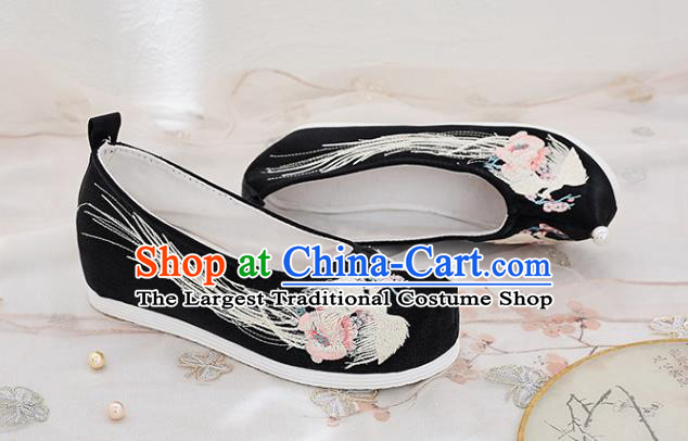 China Handmade Ancient Princess Shoes National Embroidered Phoenix Shoes Traditional Black Satin Shoes