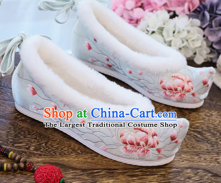 China National Embroidered Peony Shoes Traditional Wedding Winter Light Blue Cloth Shoes Ancient Ming Dynasty Princess Shoes