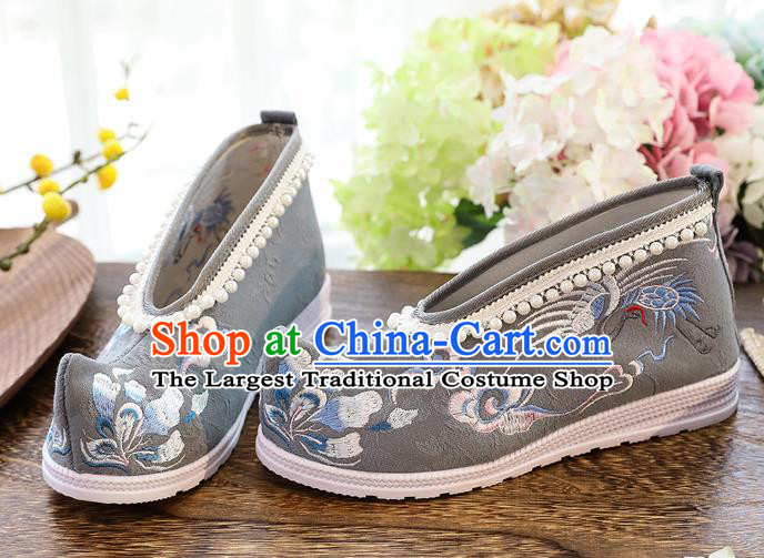 China Traditional Hanfu Pearls Shoes Ancient Ming Dynasty Shoes National Embroidered Crane Grey Cloth Shoes