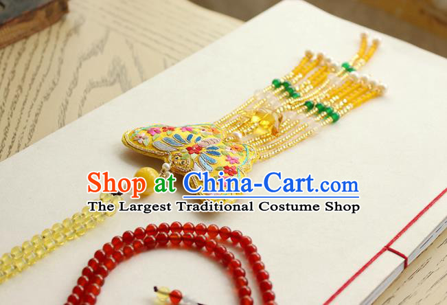 China Handmade Embroidered Yellow Butterfly Sachet Necklet Accessories Traditional Cheongsam Beads Tassel Necklace