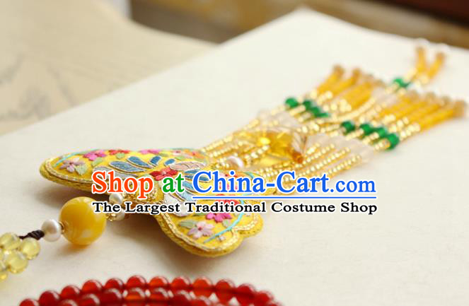 China Handmade Embroidered Yellow Butterfly Sachet Necklet Accessories Traditional Cheongsam Beads Tassel Necklace