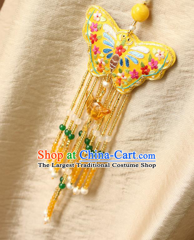 China Handmade Embroidered Yellow Butterfly Sachet Necklet Accessories Traditional Cheongsam Beads Tassel Necklace