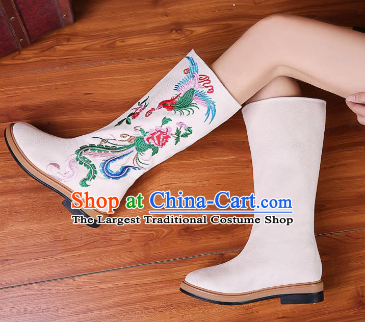 China Traditional Embroidered Phoenix Peony Shoes National Winter White Cloth Boots