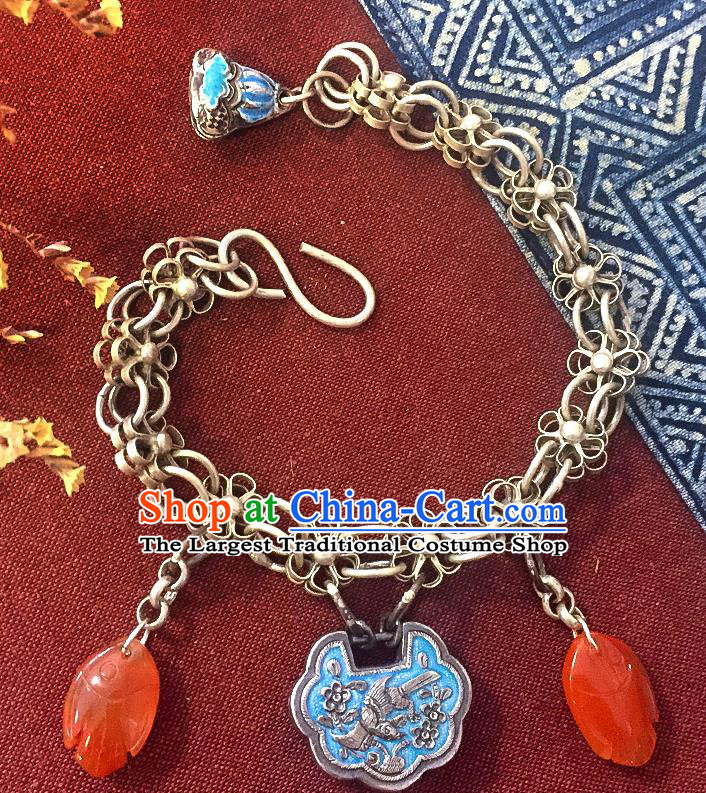 China Handmade Blueing Silver Lock Wristlet Accessories National Woman Tassel Bracelet