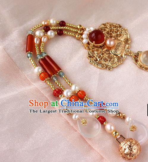 Chinese Traditional Cheongsam Brooch Accessories Ancient Court Woman Tassel Golden Pendant