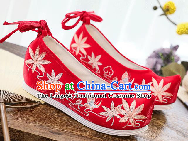 China Traditional National Woman Shoes Embroidered Maple Leaf Shoes Handmade Wedding Red Cloth Shoes