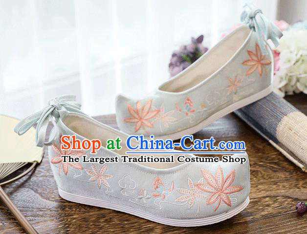 China Handmade Light Blue Cloth Shoes Traditional National Woman Shoes Embroidered Maple Leaf Shoes
