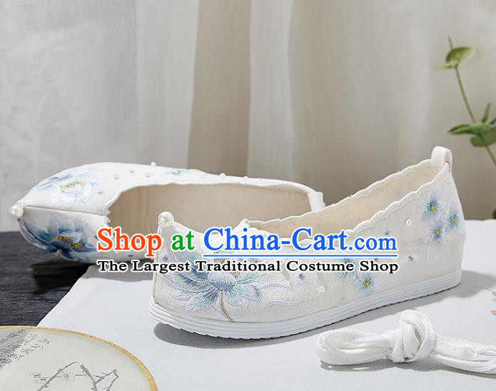 China Traditional Princess Hanfu Pearls Shoes Embroidered Lotus White Shoes National Bow Shoes