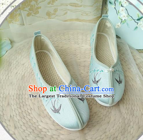 China Song Dynasty Pearls Embroidered Shoes Ancient Young Lady Shoes Traditional Hanfu Blue Cloth Shoes