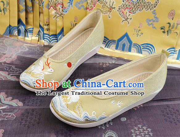 China Ancient Princess Shoes Traditional Hanfu Light Green Shoes Ming Dynasty Embroidered Shoes