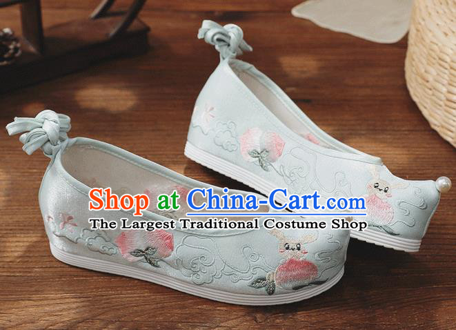 China Embroidered Peach Shoes Handmade Light Blue Cloth Bow Shoes Folk Dance Shoes