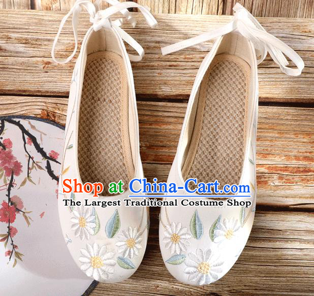 China Embroidery Daisy Shoes National Female Shoes Traditional Folk Dance Shoes