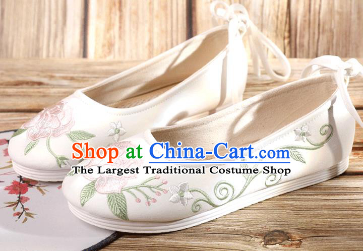China Traditional Folk Dance Shoes Embroidery Peony Shoes National Female Shoes
