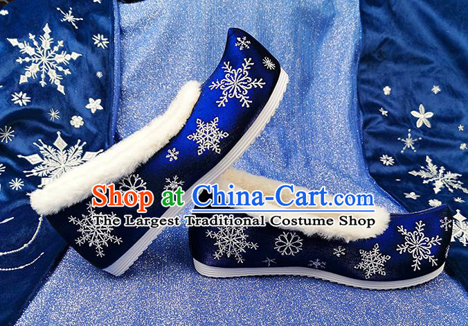 China Traditional Hanfu Embroidered Snowflake Shoes Ancient Princess Shoes Classical Royalblue Cloth Shoes