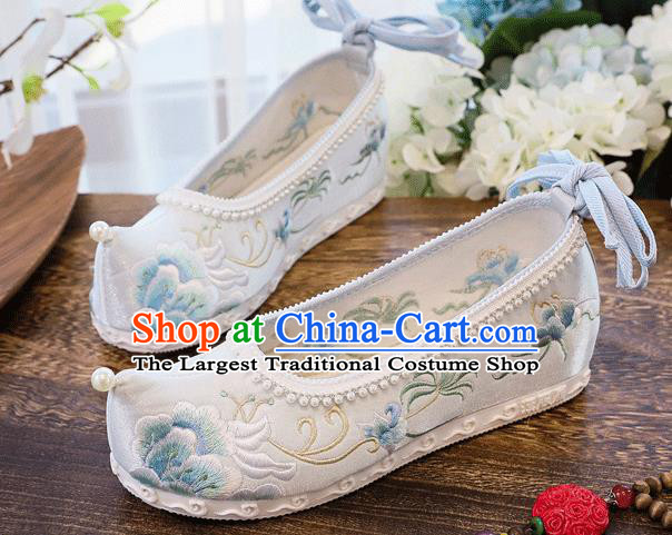 China National Embroidered Peony Shoes Handmade Folk Dance Pearls Shoes Traditional Hanfu Woman Light Blue Shoes