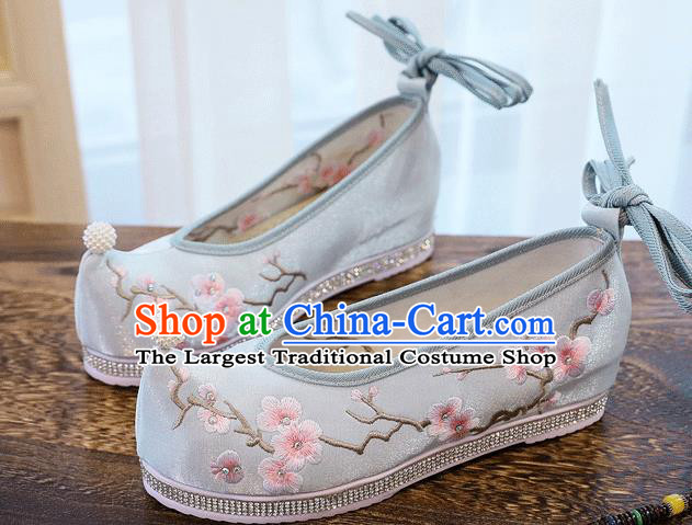 China Traditional Ming Dynasty Princess Pearls Shoes Embroidered Plum Blossom Bow Shoes Handmade Light Blue Shoes