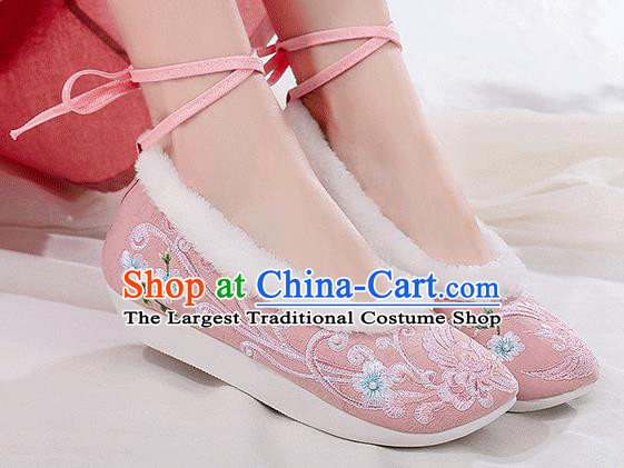 China Traditional Embroidered Pearls Pink Cloth Shoes Folk Dance Shoes National Woman Winter Shoes