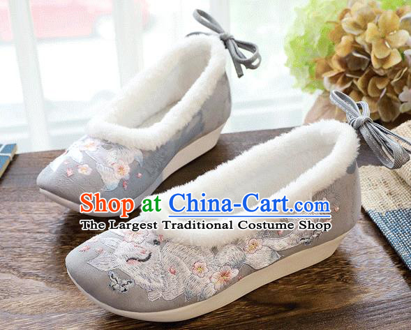 China Traditional Embroidered Nine Tail Fox Shoes Folk Dance Shoes National Woman Winter Grey Cloth Shoes