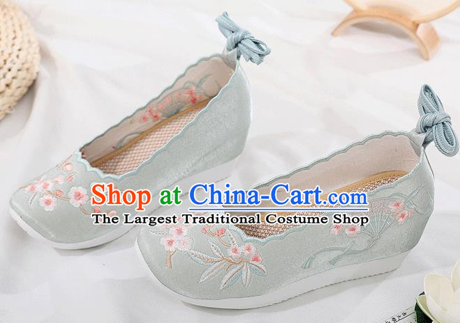 China Folk Dance Platform Shoes Embroidered Plum Fan Light Green Cloth Shoes Traditional Shoes