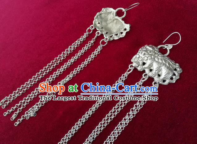 China National Ethnic Silver Lion Tassel Earrings Traditional Cheongsam Ear Jewelry
