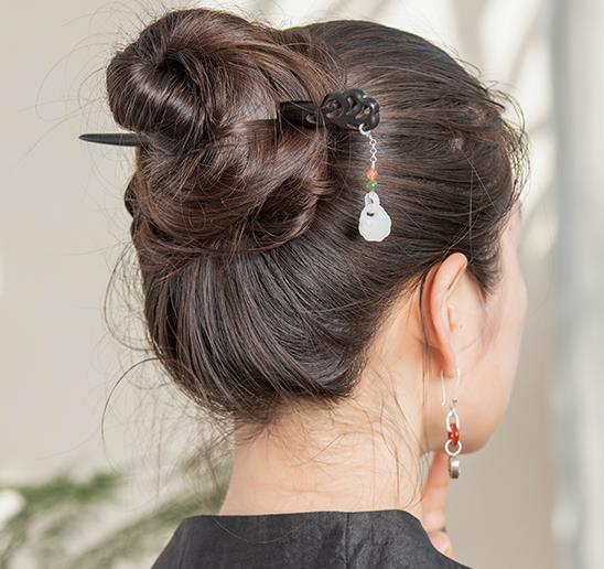 Chinese Handmade Ebony Hair Stick Traditional Cheongsam Jade Lock Tassel Hairpin National Hair Accessories